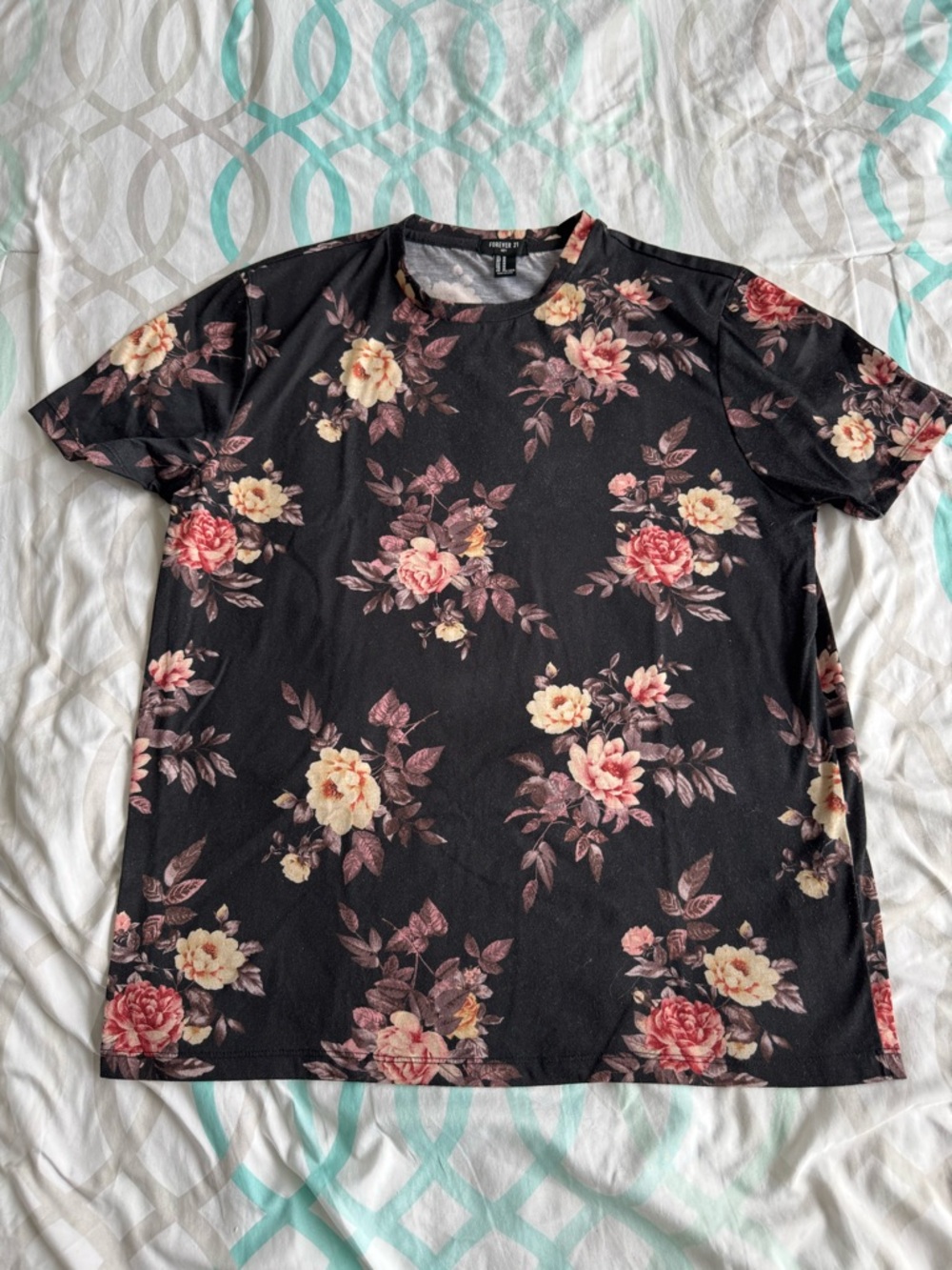 Forever 21 Black Floral Short Sleeve Tee with Pink and Cream Roses